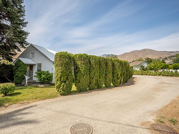 4th image of 708 Woodward Dr