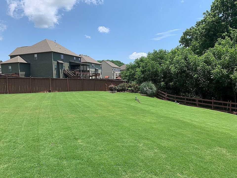 2nd image of 904 Rainsong Ct