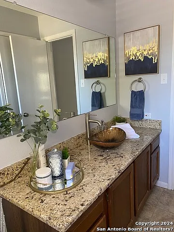 576 Gallagher Dr — Photo 25