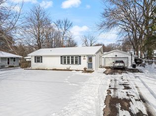3932 Bellaire Ave, White Bear Township, MN 55110