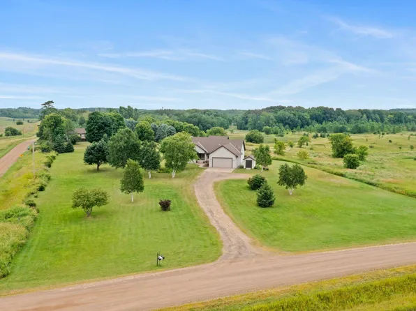 732 503rd Cir W, Stanchfield, MN 55080