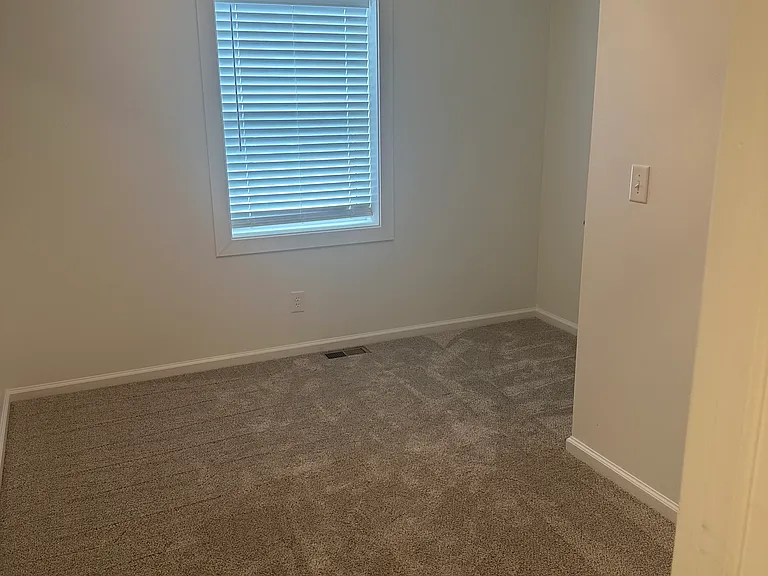 228 Maple St #G — Photo 5