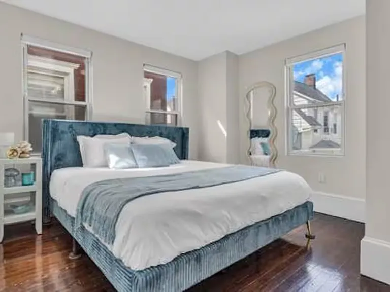 30 N Montgomery Ave — Photo 25