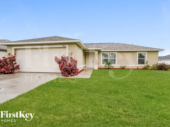 703 SW 13th Ter, Cape Coral, FL 33991