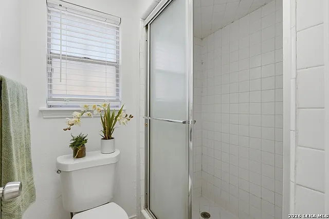 6722 Lake Cliff St — Photo 26