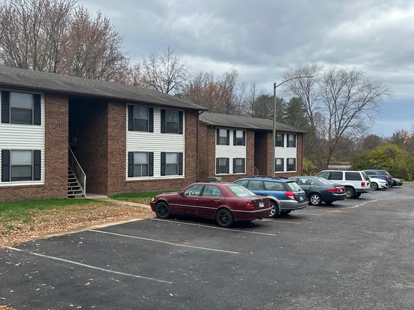 3 Lemon Tree Ct #3, Glen Carbon, IL 62034