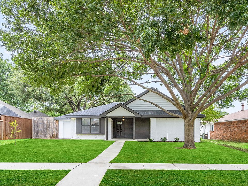 1st image of 733 Arbor Downs Dr