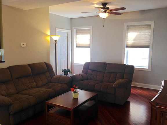 3rd image of 4005 N Leamington Ave #3