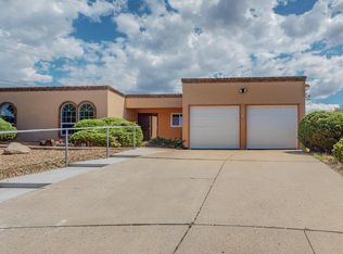 2004 Eastridge Dr NE, Albuquerque, NM 87112