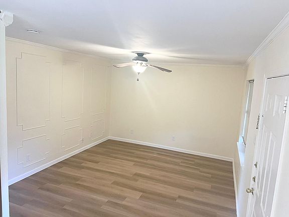 3rd image of 1214 Baylor Ave APT 205