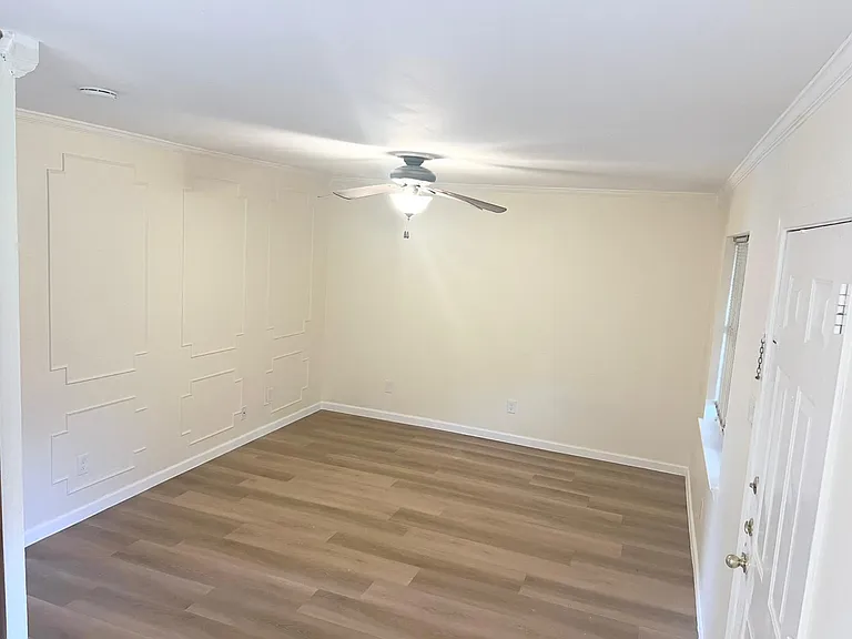 1214 Baylor Ave #205 — Photo 3