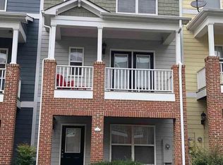 330 Kinellan Ln, Cary, NC 27519