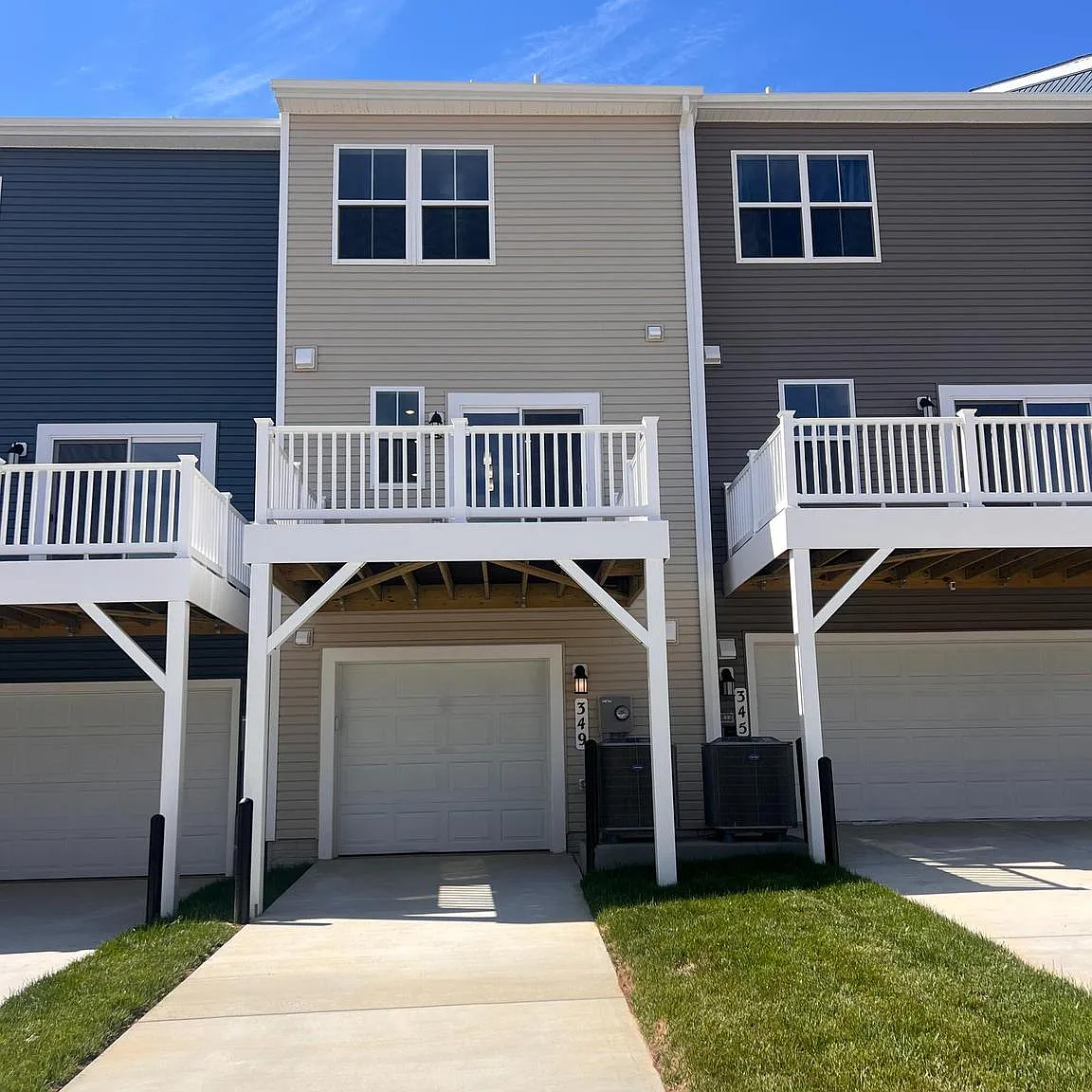 3 bed, 3.5 bath, 1283 sqft, $1,950 — Photo 4