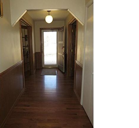 2nd image of 212 S King St