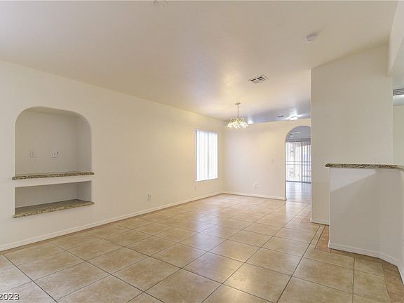 3rd image of 4017 Hidden Oasis Ct