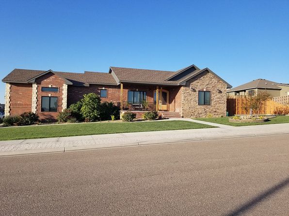 Garden City KS For Sale by Owner (FSBO) - 7 Homes | Zillow