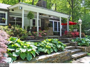 240 Cherry Ln, Doylestown, PA 18901