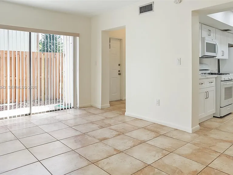 11521 SW 109th Rd #10A — Photo 3