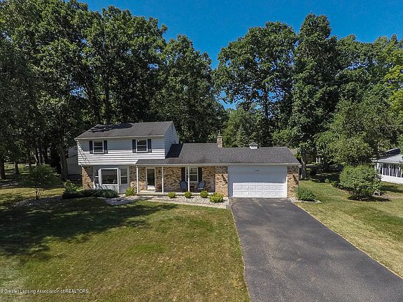 5th image of 4461 Arbor Dr
