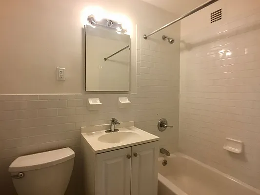 Rented by Sovereign Associates | media 11