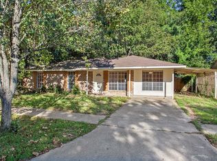 7172 Meadow Park Ave, Baton Rouge, LA 70810