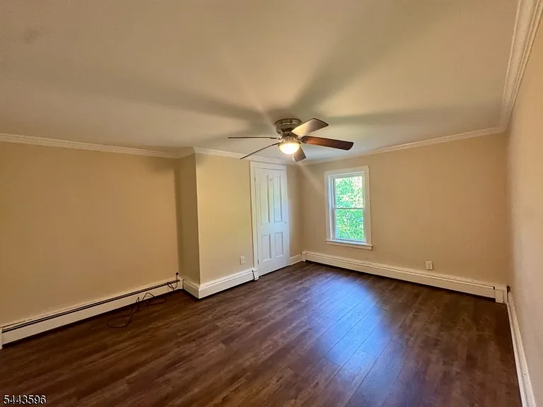 41 W Main St — Photo 12