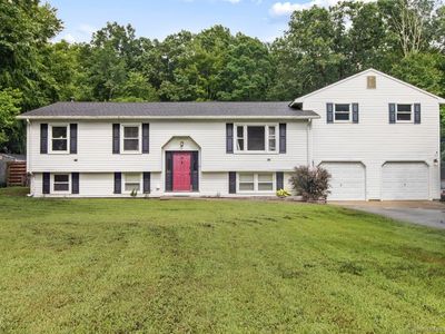 99 Pires Dr, Oakdale, CT, 06370