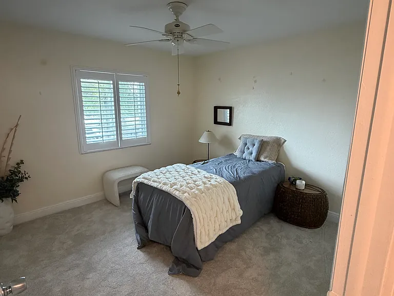 2264 Winkler Ave #204 — Photo 6