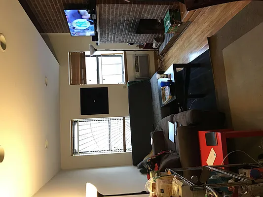 Rented by Chartwell Manhattan Realty | media 44