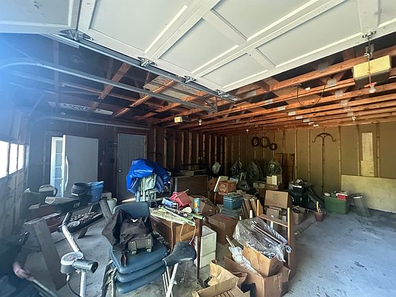 5th image of 1316 Lake Dunmore Road