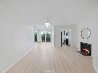 1355 N Sierra Bonita Ave APT 208, Los Angeles, CA 90046
