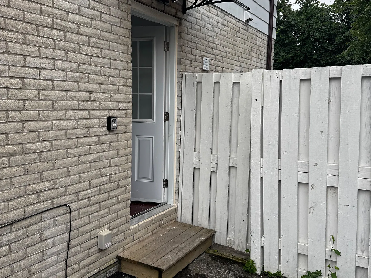 1 bed, $1,400 — Photo 2
