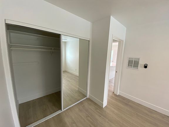 4th image of 2295 Grand Ave #4