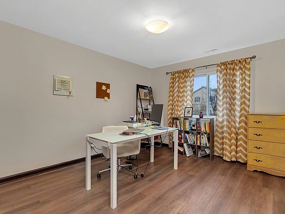 4th image of 1404 S Fairfield Ave APT 51B