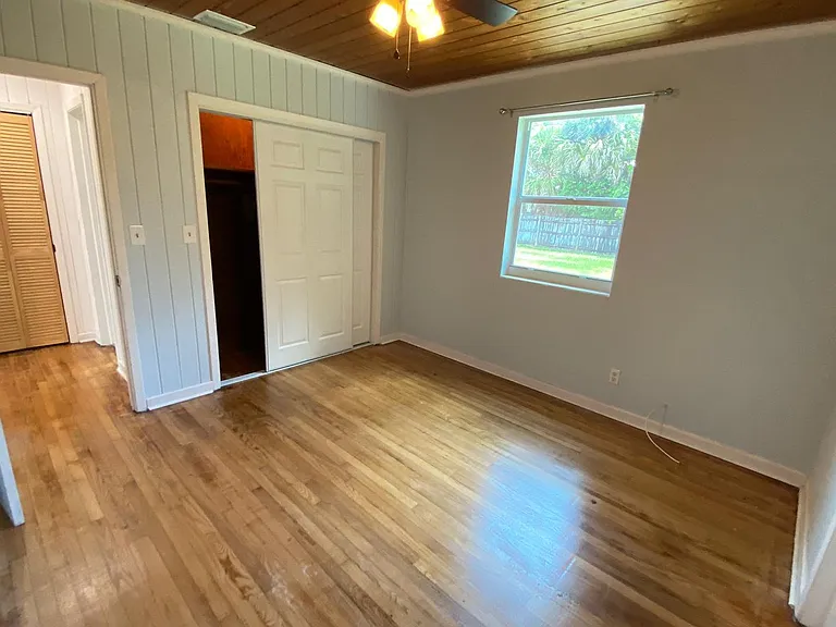 9194 Sunrise Dr — Photo 6