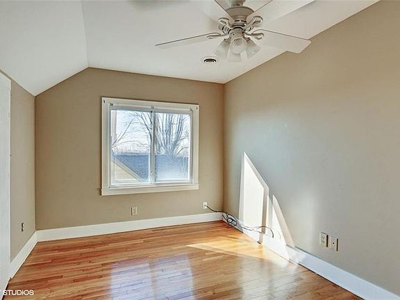 4th image of 439 N Missouri St