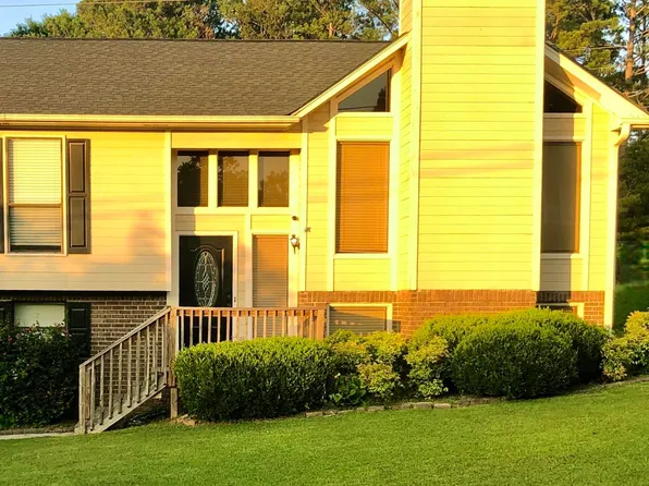 1306 Bunting Dr, Alabaster, AL 35007