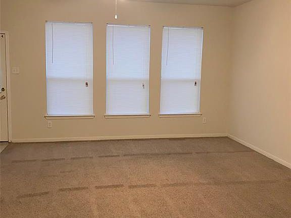 5th image of 19627 Brisbane Meadows Ct