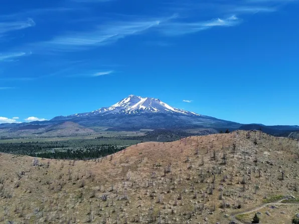 Zen Mountain Dr, Weed, CA 96094