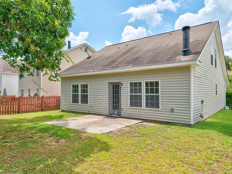 1908 Lake Carolina Dr — Photo 25