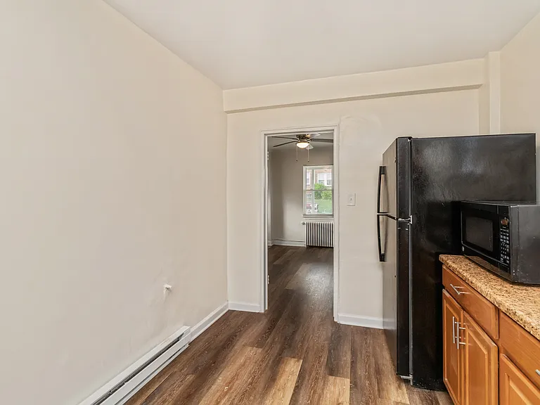 2915 Oakford Ave — Photo 6