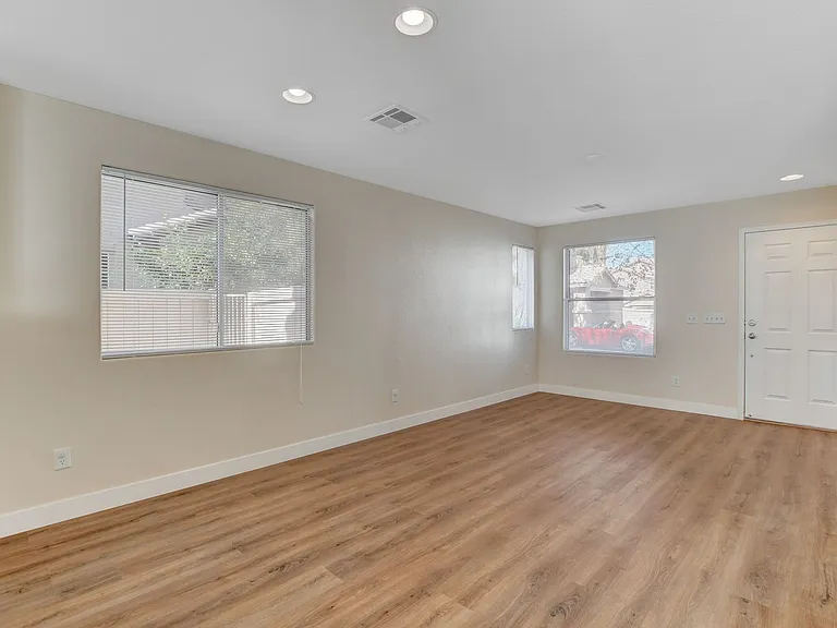 10531 Pena Blanca Ct — Photo 6