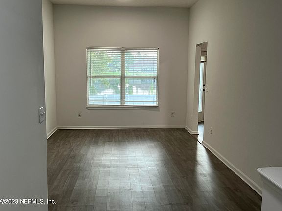 5th image of 12758 Dunns View Dr