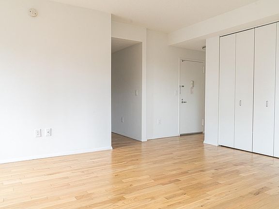 3rd image of 500 2nd Ave APT 7E
