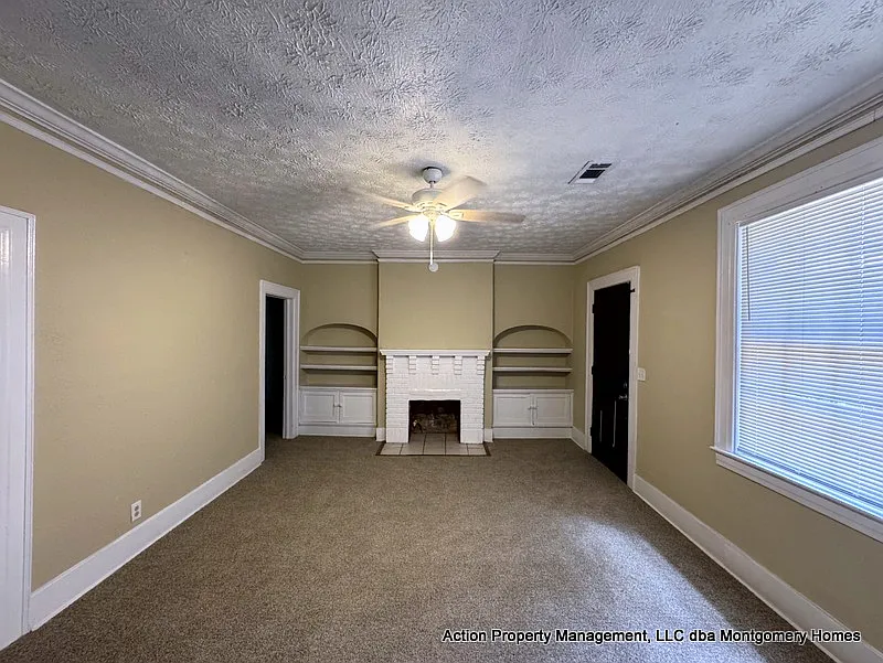 1331 Glen Grattan Drive — Photo 4