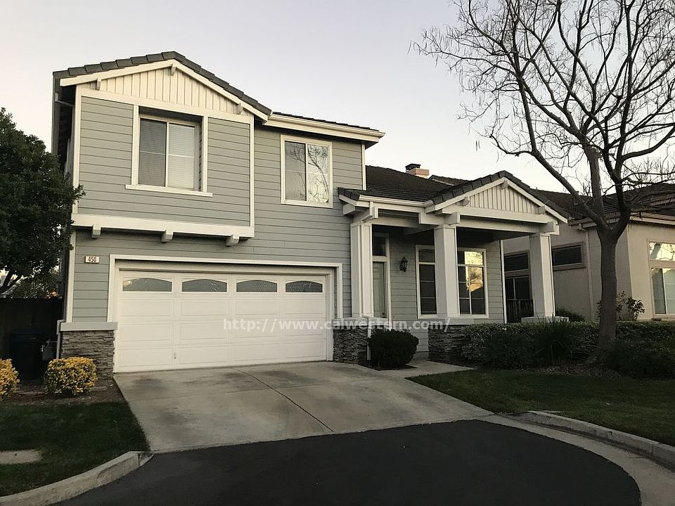 1st image of 450 Shadow Rock Ct
