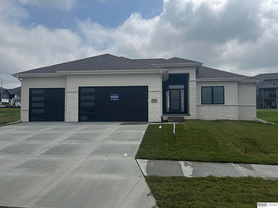 1st image of 6227 210th St
