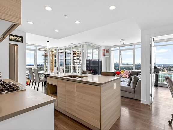 3rd image of 657 Whiting Way #3207