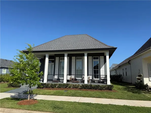 133 Bay Tree Manor Dr, Covington, LA 70433