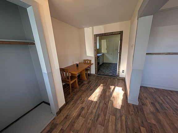 5th image of 517 S Union Ave